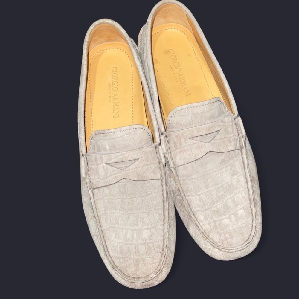 Mens Giorgio Armani Suede Penny loafers with a croc-embossed texture. Size 12